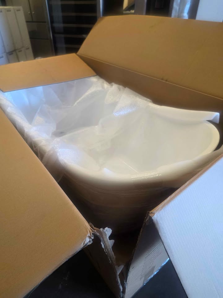 WOODBRIDGE 59" Freestanding Bathtub Contemporary Soaking Tub BTA1516 - Image 10