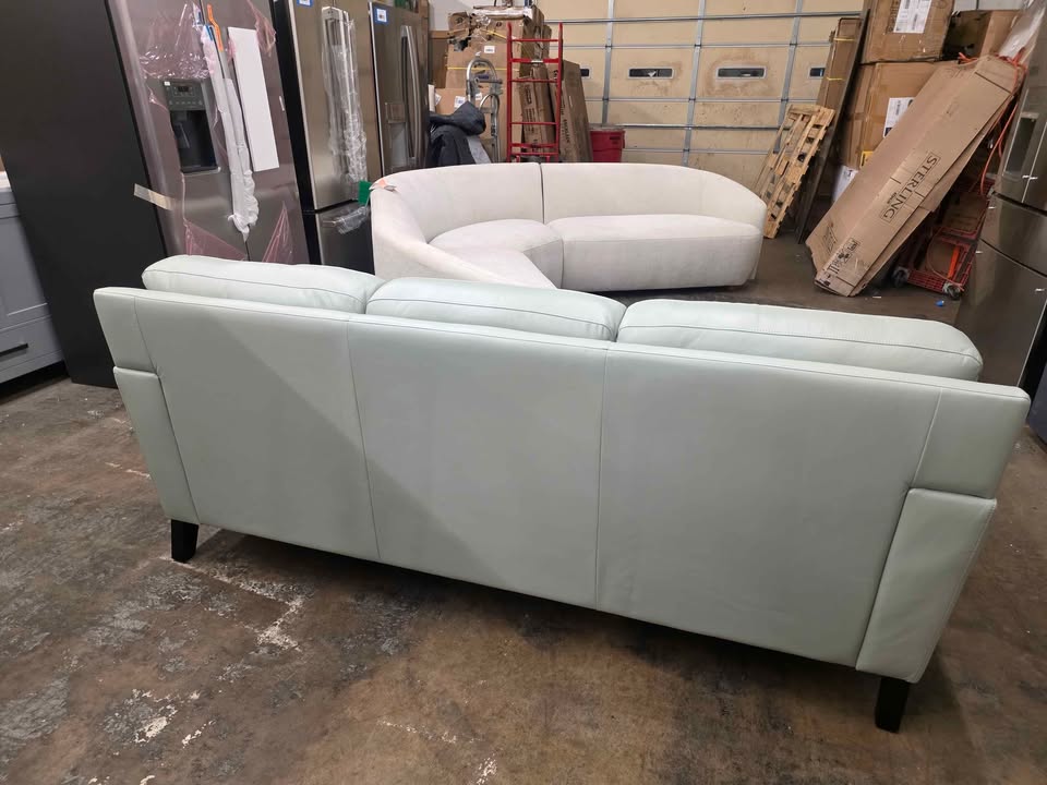 Atmore Top Grain Leather Sofa - Image 9