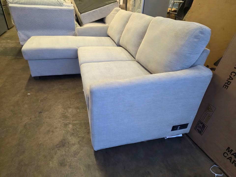 Coddle Cameron Convertible Sofa with Reversible Chaise and Storage, Beige - Image 8