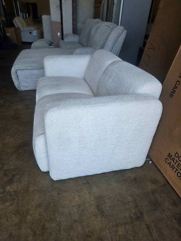 Armen Living Sierra 61 In. Ivory Loveseat in Boucle Fabric LCSE2IV - Image 6