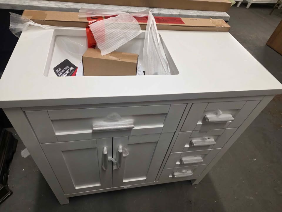 OVE Decors Lakeview Bath Vanity in White - Image 9