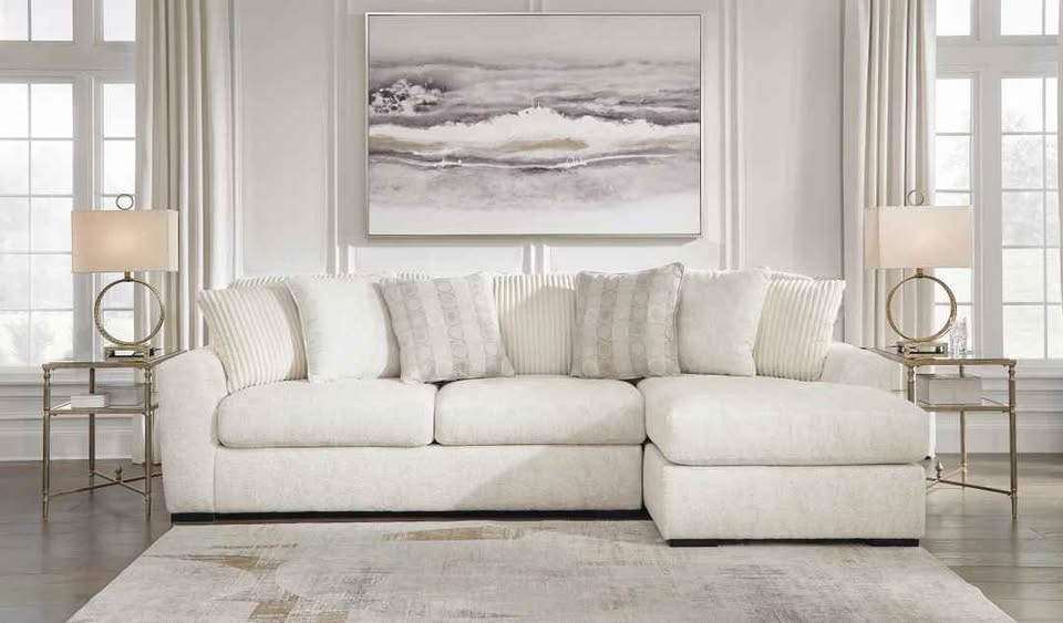 Chessington 2-Piece Sectional with Chaise ( Ivory ) - Image 3
