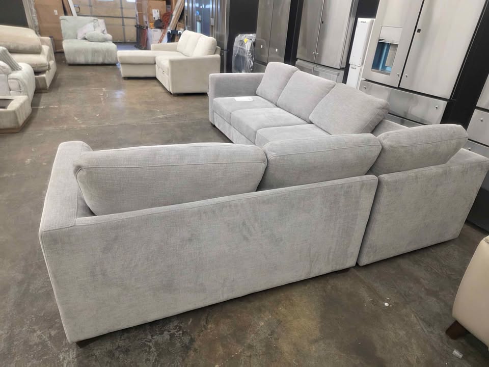 Thomasville Caler Convertible Sleeper Sectional with Storage - Image 7