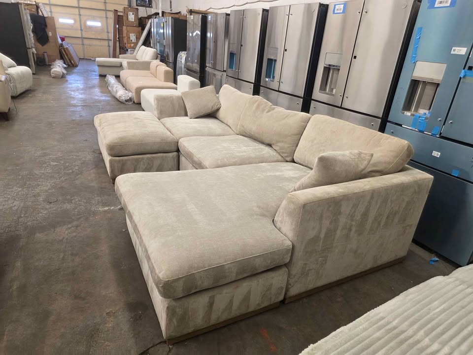 Henredon Caley Reversible Sofa Chaise with Ottoman - Image 3