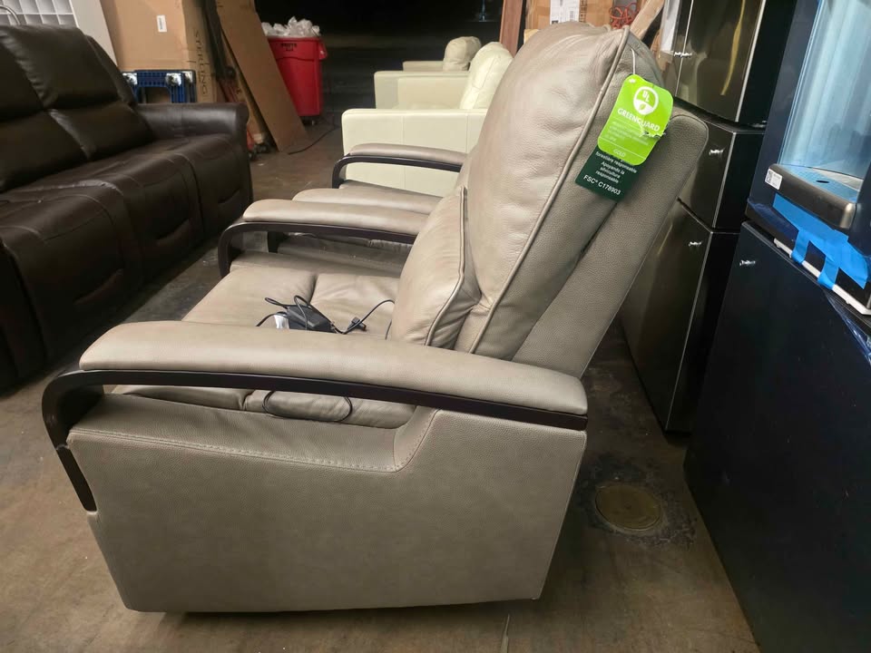 Shayne Leather Power Recliner with Power Headrest ( Taupe ) - Image 10