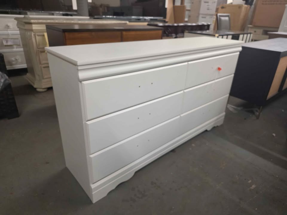 Anarasia 6 Drawer Dresser - Image 5