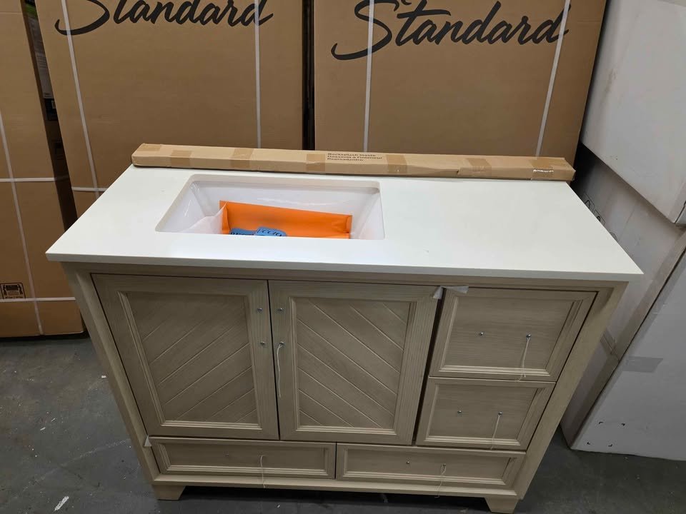 CRAFT + MAIN Ashlow 42" Free Standing Single Basin Vanity Set with Engineered Stone Vanity Top - Image 7