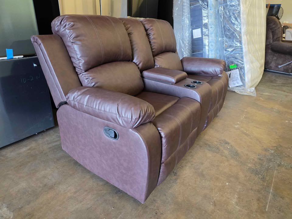 Lifestyle Furniture LGS2890-L Utica Reclining Loveseat, Dark Brown - Image 9