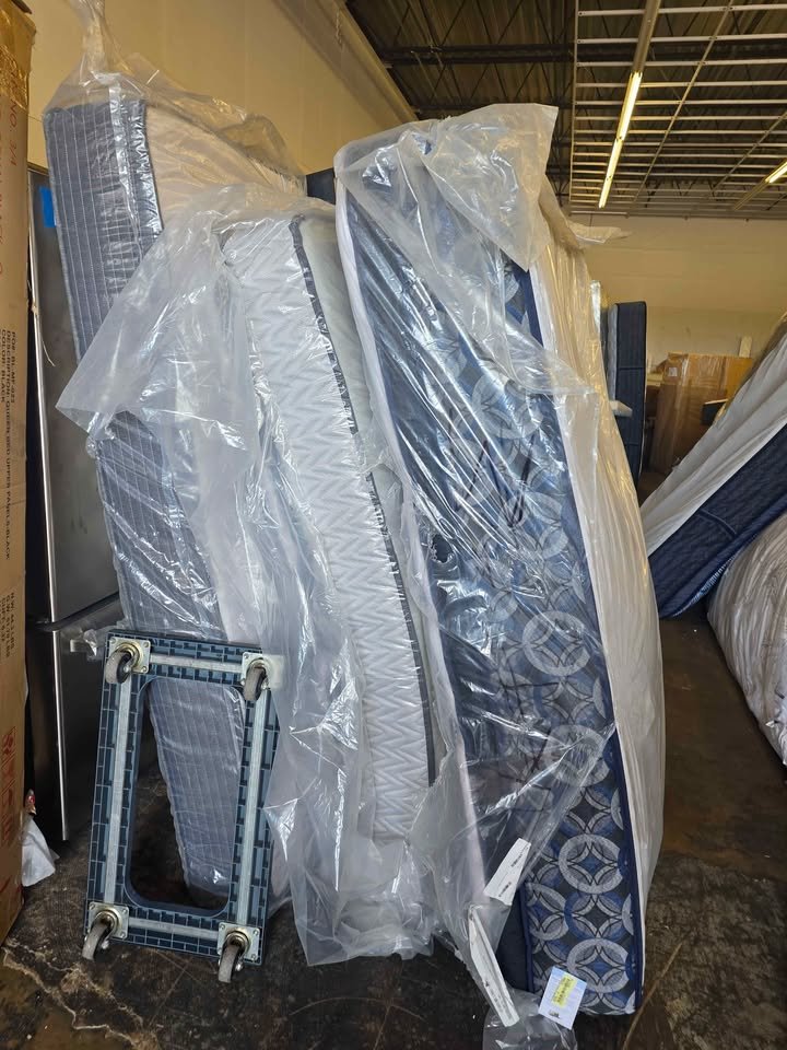 Queen, King, Full, and Twin Mattresses - Delivery Available - Image 2
