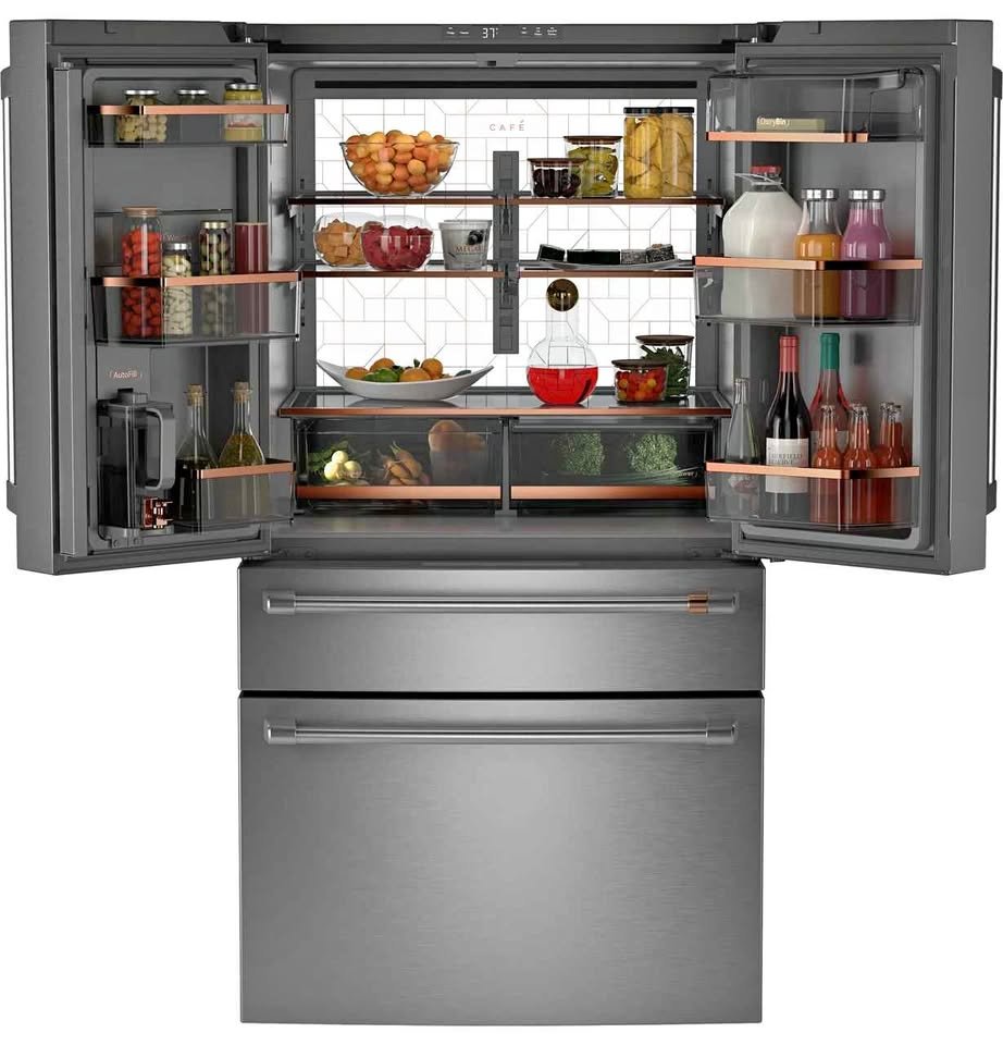 CAFÉ ENERGY STAR 28.7 Cu. Ft. Smart 4-Door French-Door Refrigerator / Dual-Dispense AutoFill Pitcher