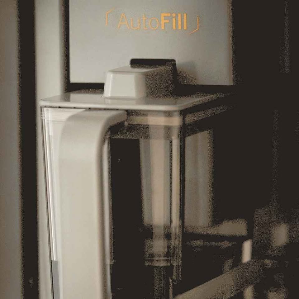 CAFÉ ENERGY STAR 28.7 Cu. Ft. Smart 4-Door French-Door Refrigerator / Dual-Dispense AutoFill Pitcher - Image 4