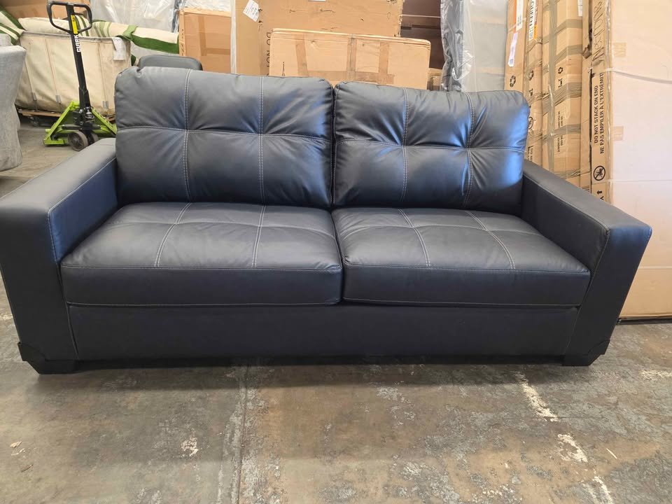 Barlin Mills Sofa - Carbon - Image 4