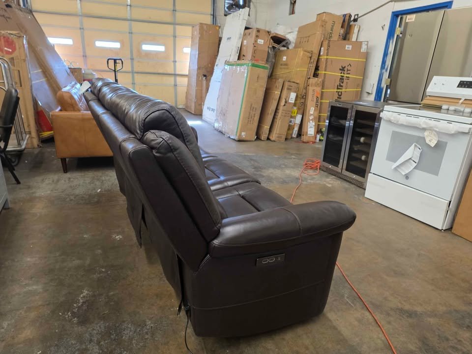 Alba Leather Power Reclining Sofa with Power Headrests - Image 8