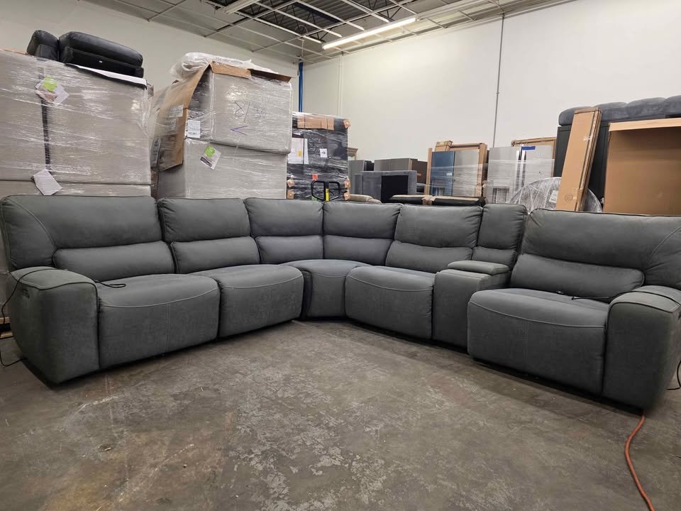 Sweeney 6-piece Fabric Power Reclining Sectional with Power Headrests - Image 6