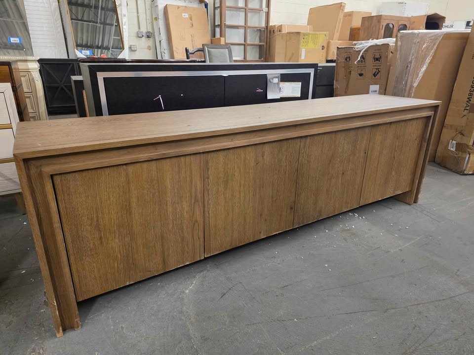 Foundry Select Chalmers Media Console ( Retails $2200.00 ) - Image 6