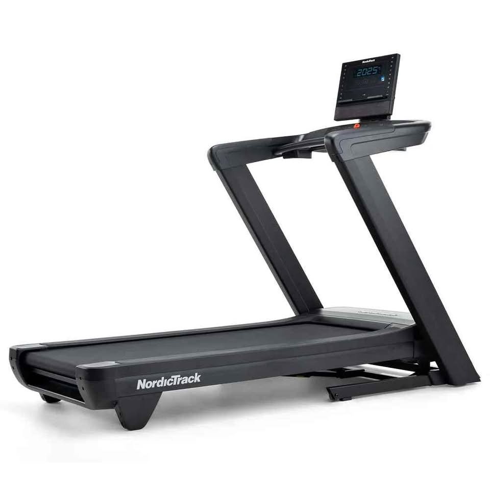 NordicTrack Commercial LE Folding Treadmill with iFIT