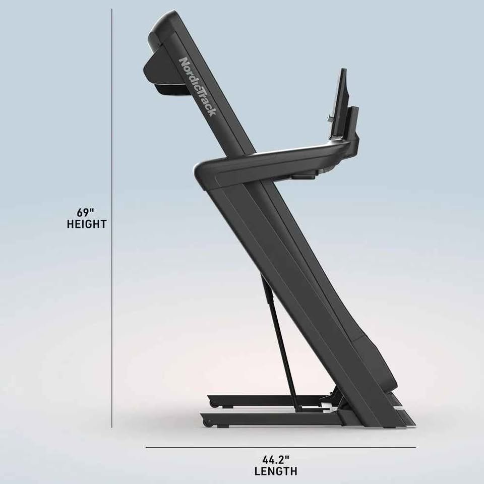 NordicTrack Commercial LE Folding Treadmill with iFIT - Image 7